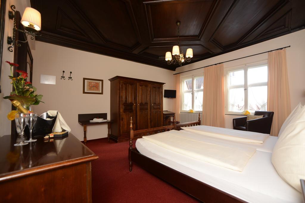 Hotel Eisenkrug Dinkelsbühl Quarto foto
